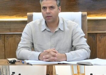 DC Anantnag directs removal of Bottlenecks in Industrial Development
