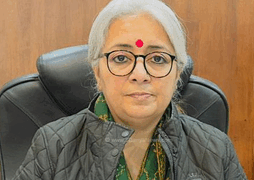 DC Bandipora Reviews Chota Amarnath Yatra Stresses ‘Zero Waste Yatra’