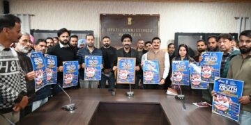 DC Baramulla launches Poster for Viksit Bharat Youth Parliament 2027