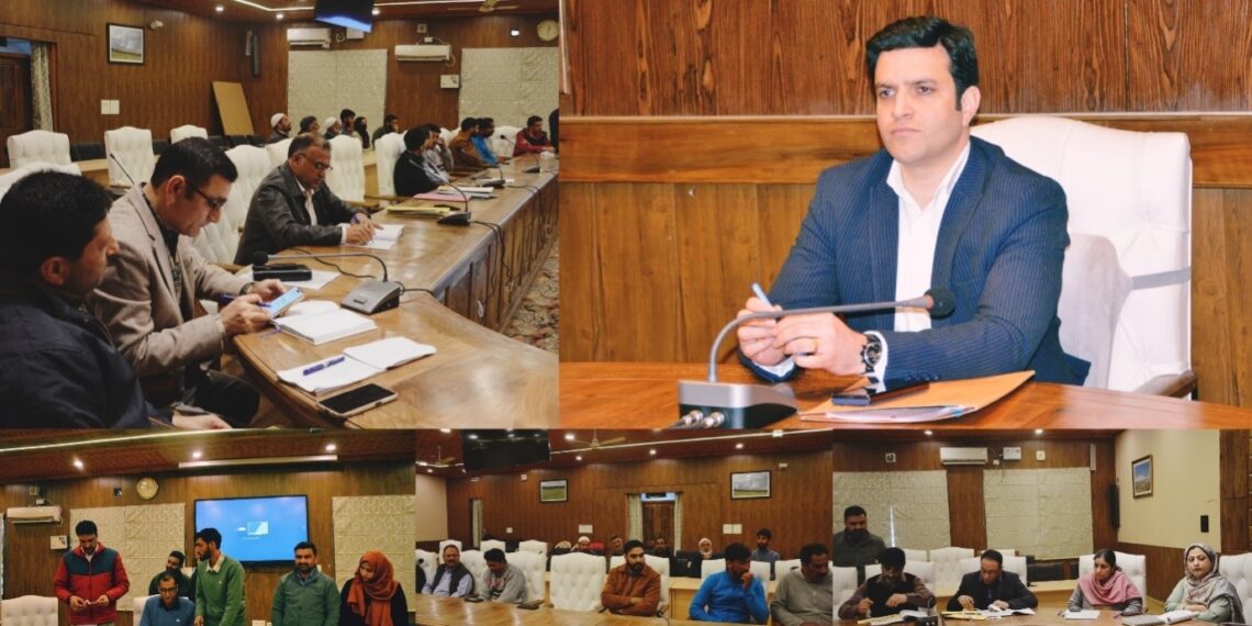 DC Budgam chairs meeting on selection of beneficiaries under PMMSY for 2025–26