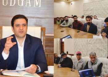 DC Budgam reviews Fuel Stock & Supply Position, stresses LPG Home Delivery