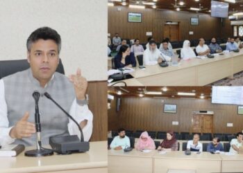 DC B’gam reviews Health Sector performance, Stresses on Infra, Services & Quality health service management