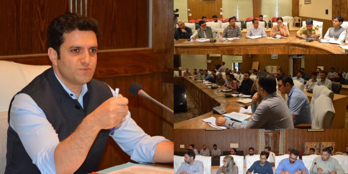 DC Budgam chairs meeting on disaster preparedness in view of current weather advisory