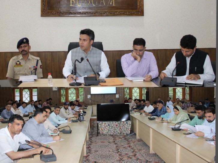Preparations for I-Day 2025 celebrations kick-off at B’gam, DC chairs meeting to review arrangements