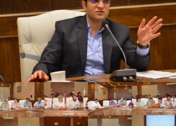 DC Budgam reviews physical, financial progress under District Capex