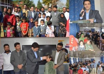 DC Budgam distributes Free Spectacles to Students