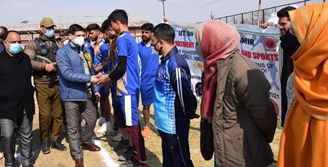 DC Budgam inaugurates Inter-block district level competitions in Sports disciplines