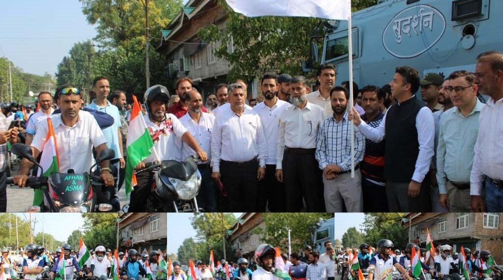 DC B’gam flags off enthusiastic Tiranga Bike Rally