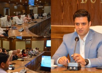 DC Budgam chairs meeting of Revenue Officers