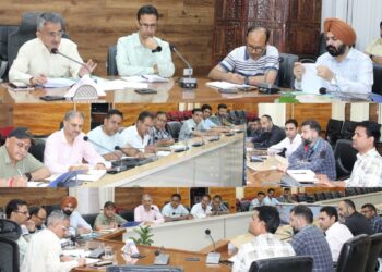 DC Doda reviews HADP, KCC and PM-KISAN progress