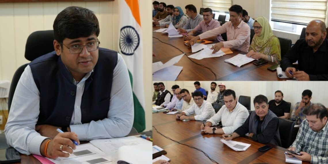 DC Ganderbal reviews implementation of HADP, JKCIP and flagship agriculture schemes