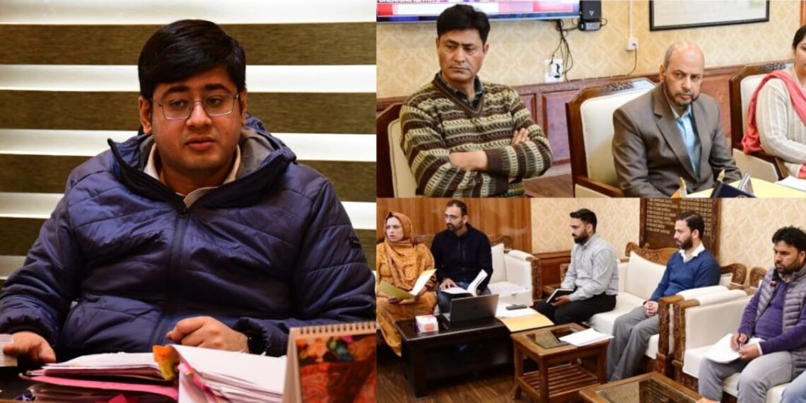 DC Ganderbal reviews progress of Mission YUVA; 158 cases approved