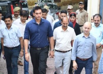 DC Jammu tours Marh, Akhnoor subdivisions