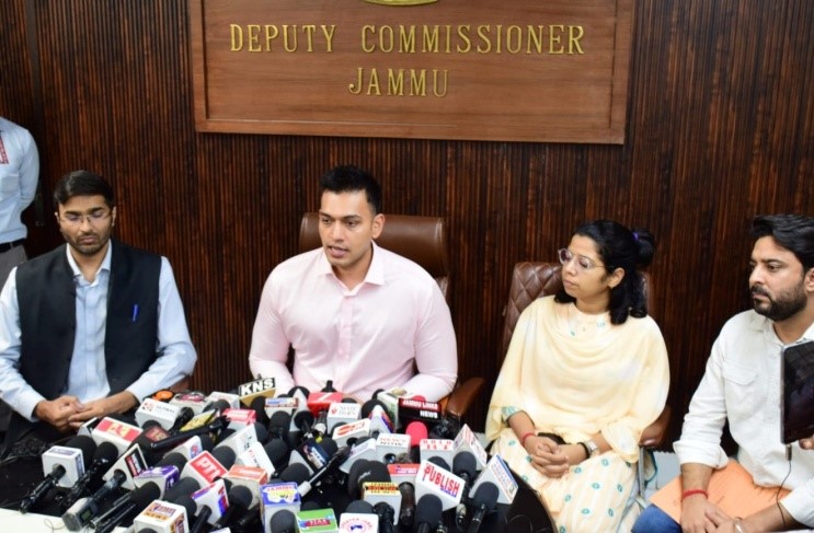 Census 2027: DC Jammu calls for public participation in digital self-enumeration from May 17