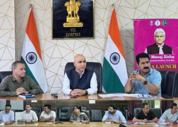 DC Kishtwar reviews implementation of Jal Shakti Abhiyan: Catch the Rain 3.0