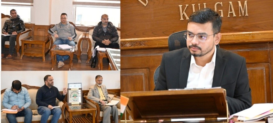 DC Kulgam reviews implementation of Poshan projects