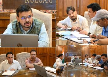 DC Kulgam reviews implementation of PMGSY in district