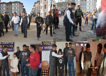 DC Kulgam attends Dussehra celebrations at K.P. Colony Vessu, extended greetings to residents
