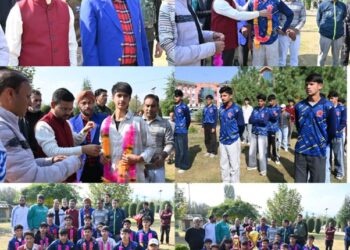DC Kulgam felicitates U-14 UT-level cricket champions