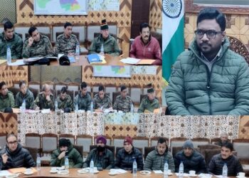 DC Kupwara reviews various Land issues Pertaining to Defense