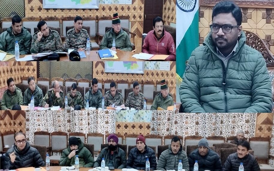 DC Kupwara reviews various Land issues Pertaining to Defense