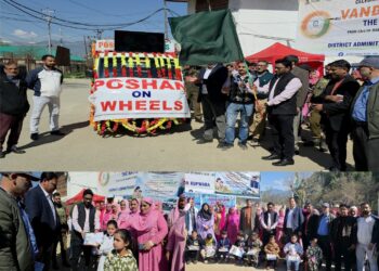 DC Kupwara flags off ‘Poshan on Wheels’ Campaign, distributes Vidyarambh Certificates
