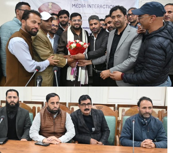 DC Kupwara Seeks Media-Administration Coordination for District Development