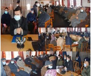 DC Kupwara chairs meeting of Officers, Aimah Masajid, Religious leaders, PRIs