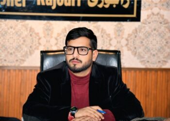 DC Rajouri reviews performance of NRLM blocks