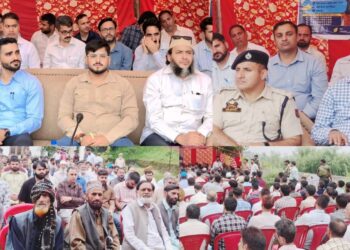 DC Rajouri reviews public issues, issues on-spot directions at Mandir Gala