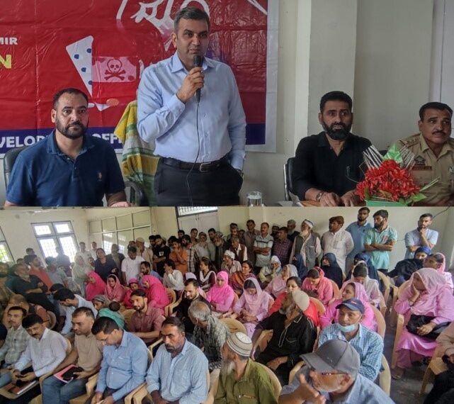 DC Ramban holds public outreach prog at Gandhri, Issues on-spot directions for grievances’ redressal