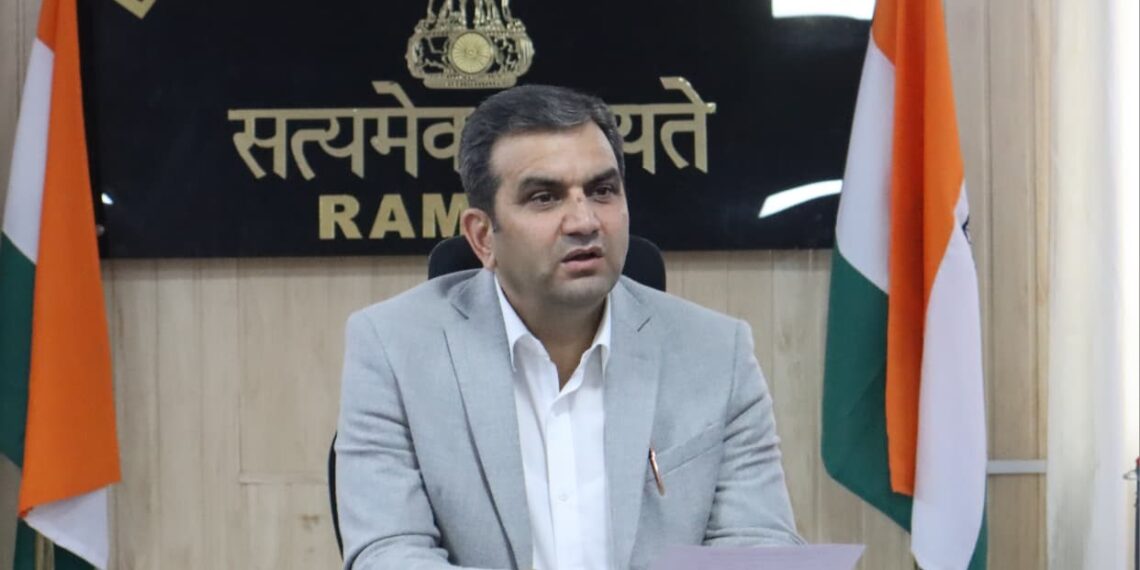 DC Ramban reviews functioning of Rev Deptt