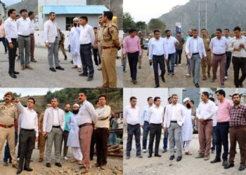 DC Ramban inspects Yatri Niwas, Langar Sites at Chanderkote