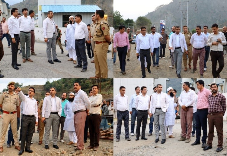 DC Ramban inspects Yatri Niwas, Langar Sites at Chanderkote