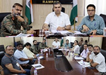 DC Ramban reviews Telecom Services, Directs expedited coverage of shadow areas