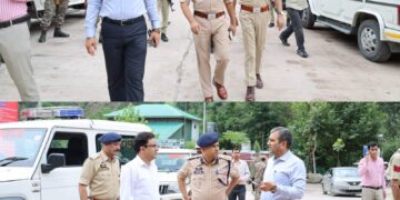 DC Ramban visits NH-44, inspects restoration work at Nashri, other locations