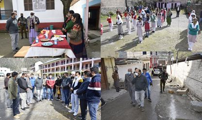 DC Ramban inspects arrangement for offline classes in schools