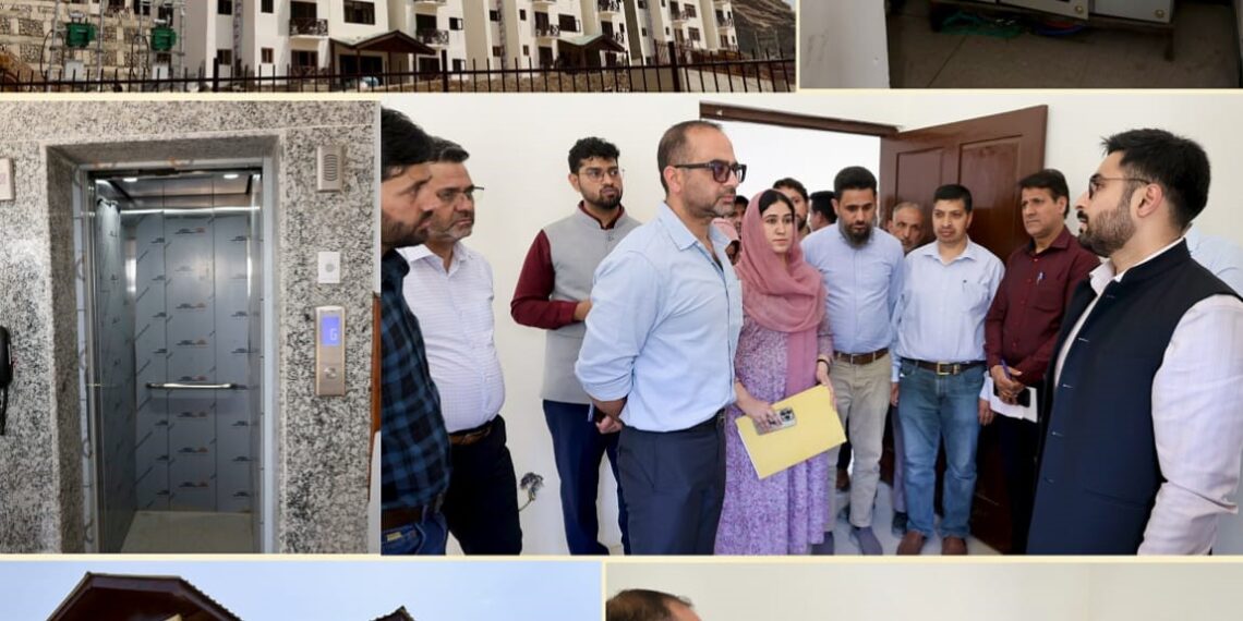 DC Srinagar reviews progress on construction of Migrant Transit Accommodation at Zewan