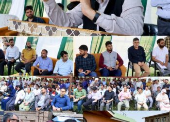 DC Srinagar holds Grievance Redressal Camp at AncharSoura under Block Diwas