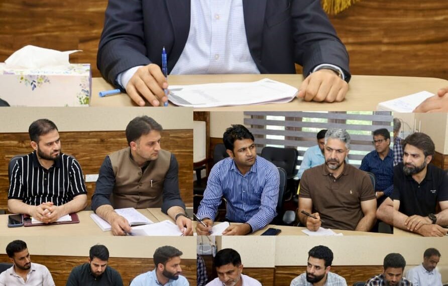 DC Srinagar chairs meeting of revenue officers of district