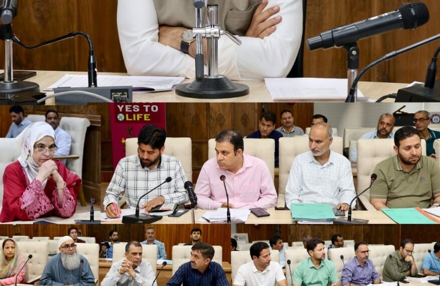 DC Srinagar reviews progress of works under District Capex Budget 2026-27