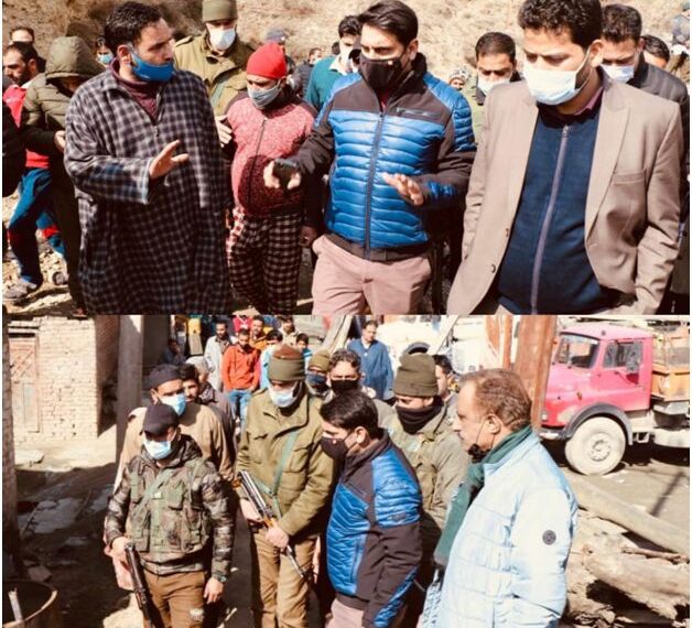 DC Srinagar conducts extensive tour of Khonmoh, inspects developmental works
