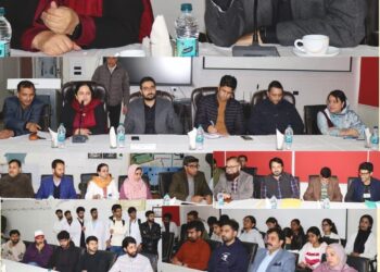 DC Srinagar, Principal GMC Interact With Students & Faculty
