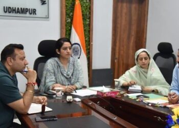DC Udhampur reviews progress of 11th Agriculture Census, emphasises data accuracy