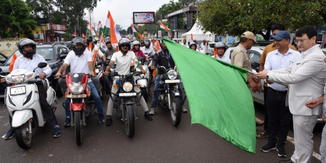 DC Udhampur flags off Tiranga bike rally under Har GharTiranga campaign