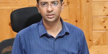 DDC Shopian chairs DLC Meeting, approves 348 HADP & JKCIP Cases