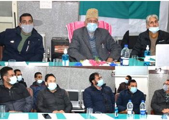 DDC Chairman chairs RKS meeting in Bandipora