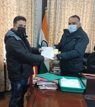 DDC Chairperson G’bal calls on Div Com (K), submits memorandum