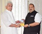 Devender Rana calls on LG in Jammu