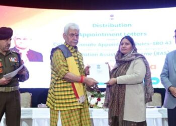 LG’s  Job Letters Offer Life, Hope To Nowgam Terror Victims